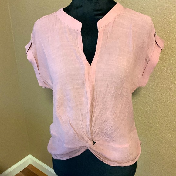 Lily White top light pink - Picture 1 of 7
